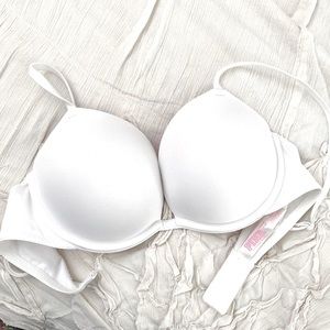 Victoria's Secret Bombshell Add-2-Cups Push-Up Bra White Solid Pink Lining 32C